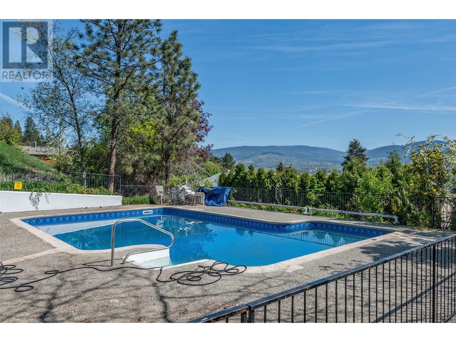 Photo de la propriété: 3901 35th Avenue 10 BC V1T 2V1