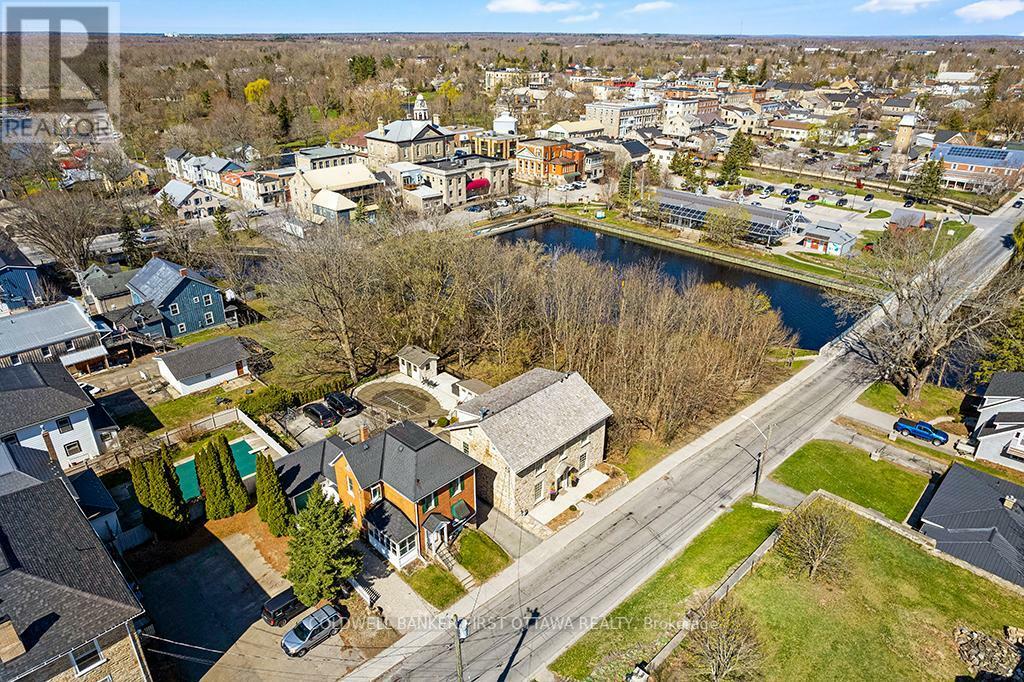 Property Photo: 32 Drummond Street East ON K7H 1E9