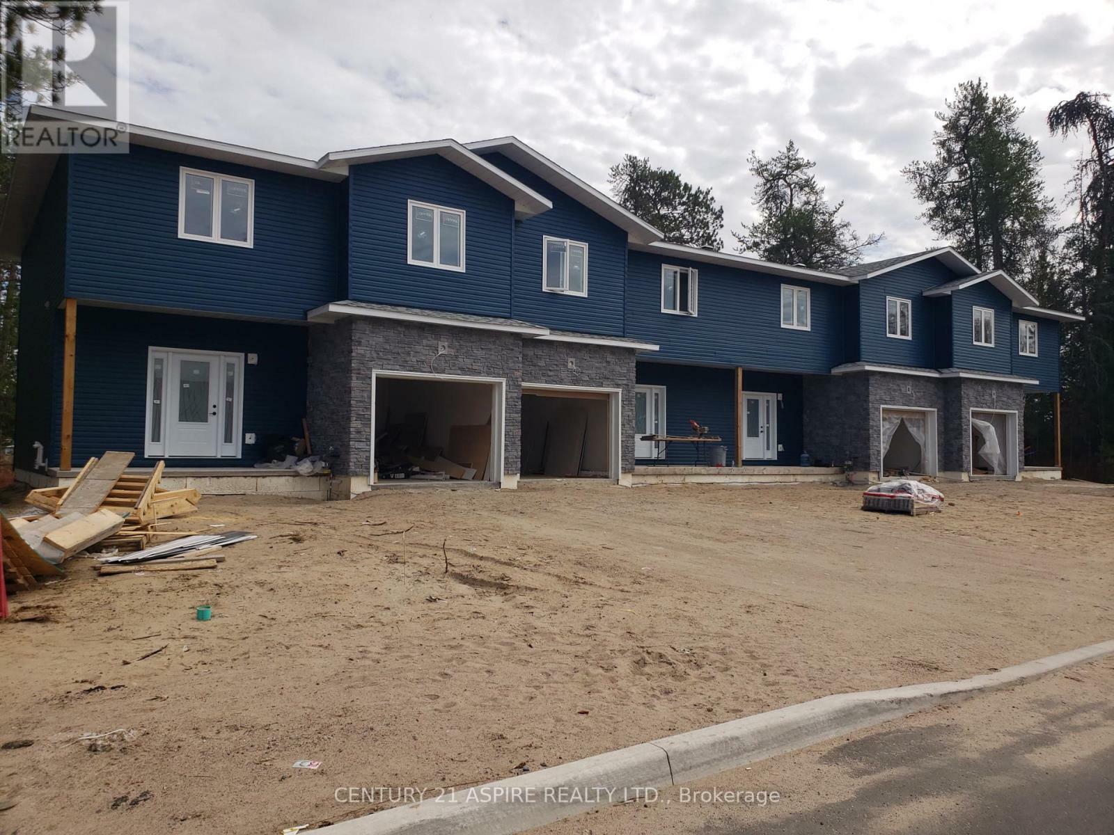 Photo de la propriété: 94D Frontenac Crescent ON K0J 1P0
