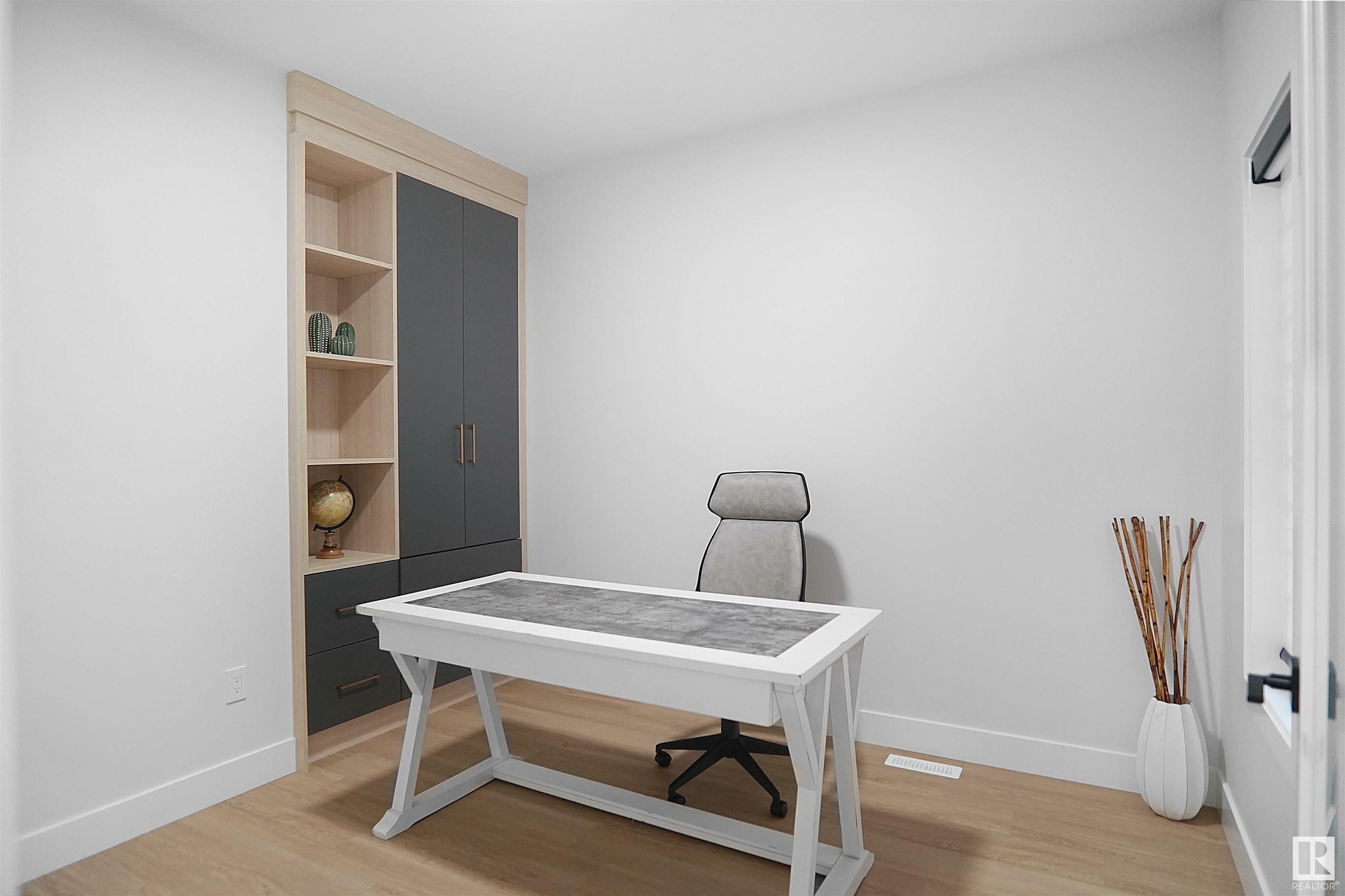 Property Photo: 17 Axelwood Crescent AB T7X 3C6