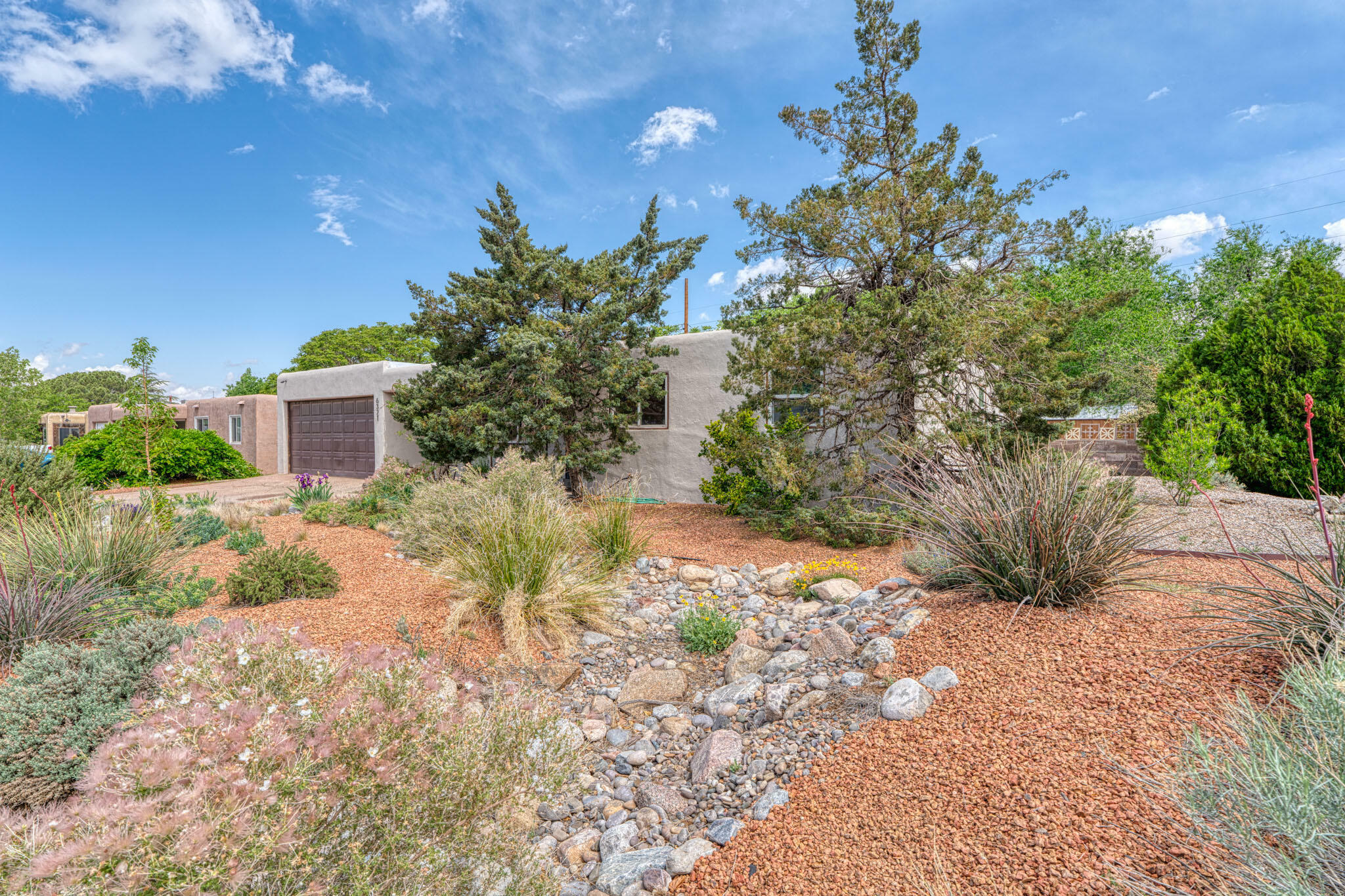Property Photo: 6321 Zimmerman Avenue NE NM 87110