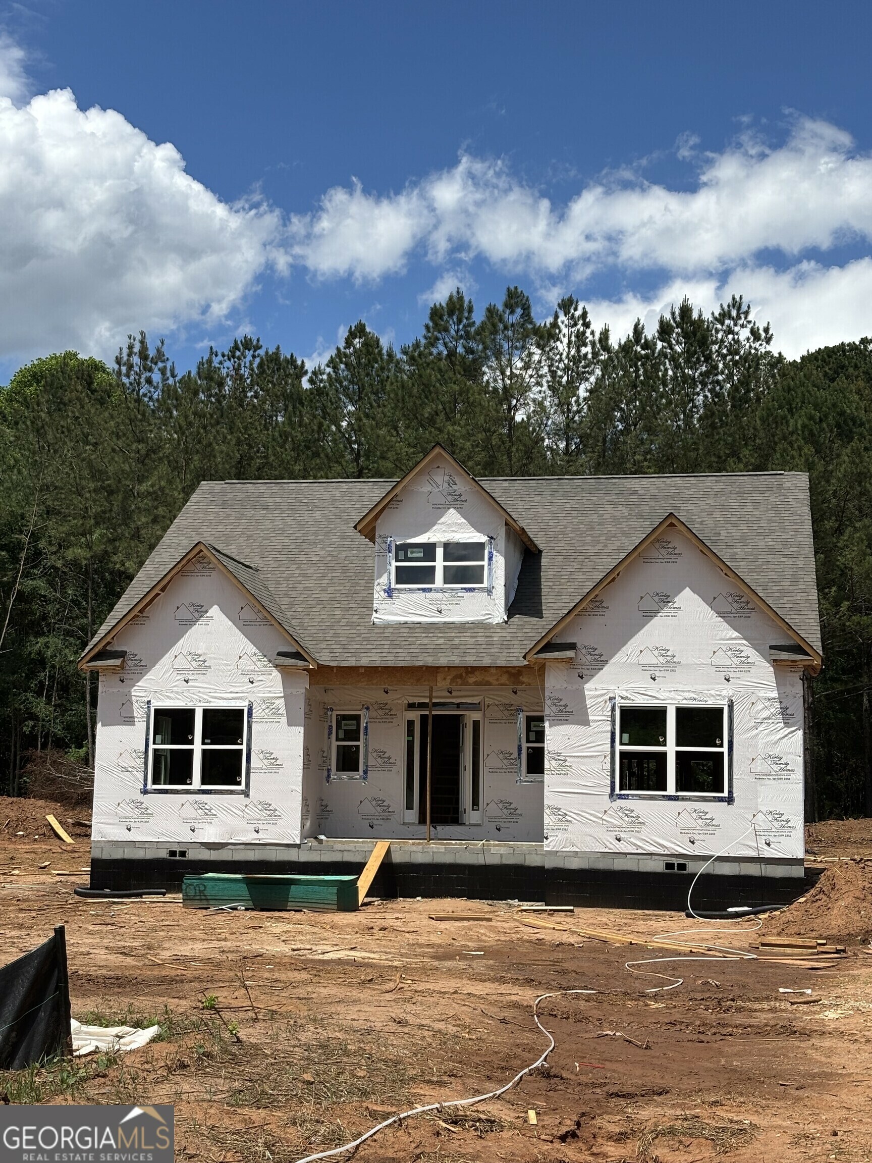 Property Photo: 70 Oxford Road GA 30054
