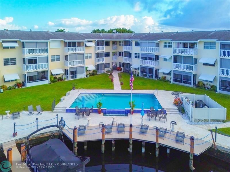 Property Photo: 700 Pine Dr 308 FL 33060