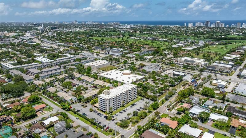 Property Photo: 1831 NE 38th St 700 FL 33308