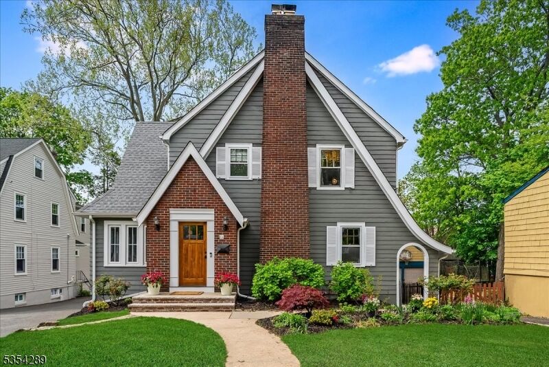 Property Photo:  64 Southern Slope Dr  NJ 07041 