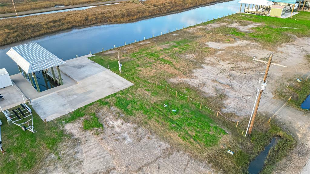 Property Photo: 1107 Gator Point TX 77650
