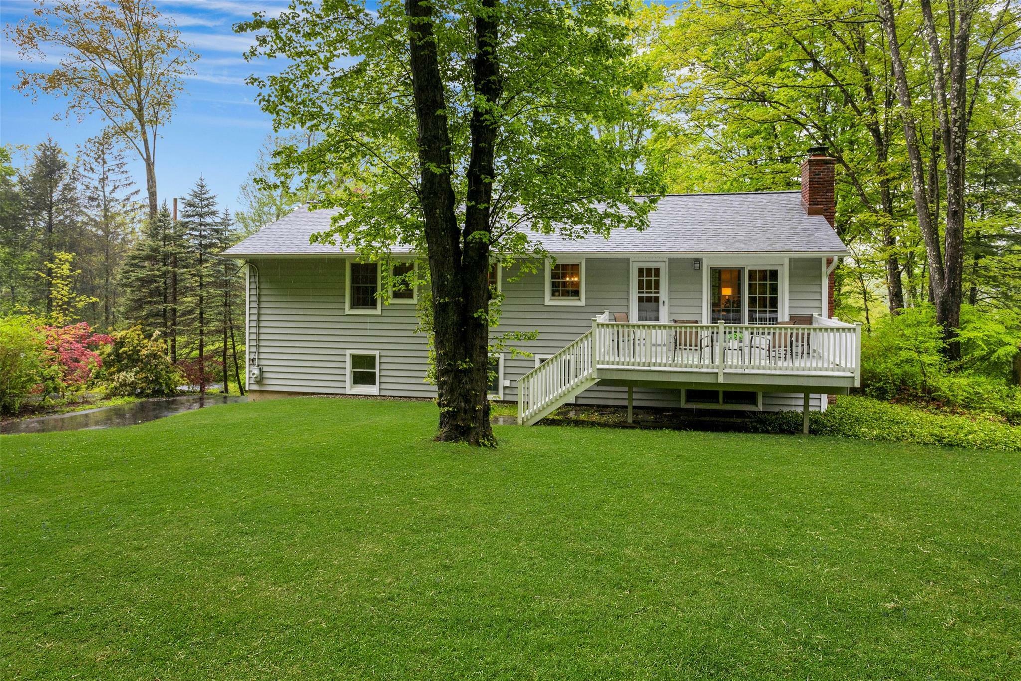 Property Photo: 12 Truesdale Lake Drive NY 10590