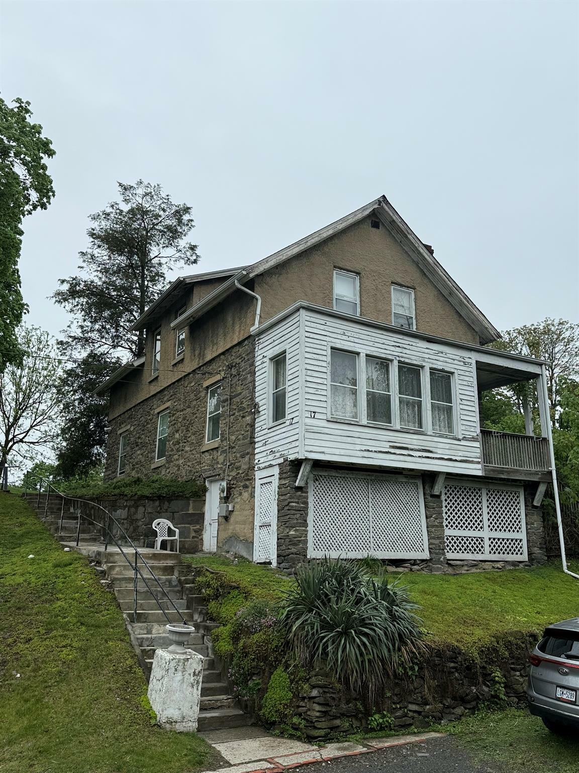 Property Photo: 17 Springside Avenue NY 12603