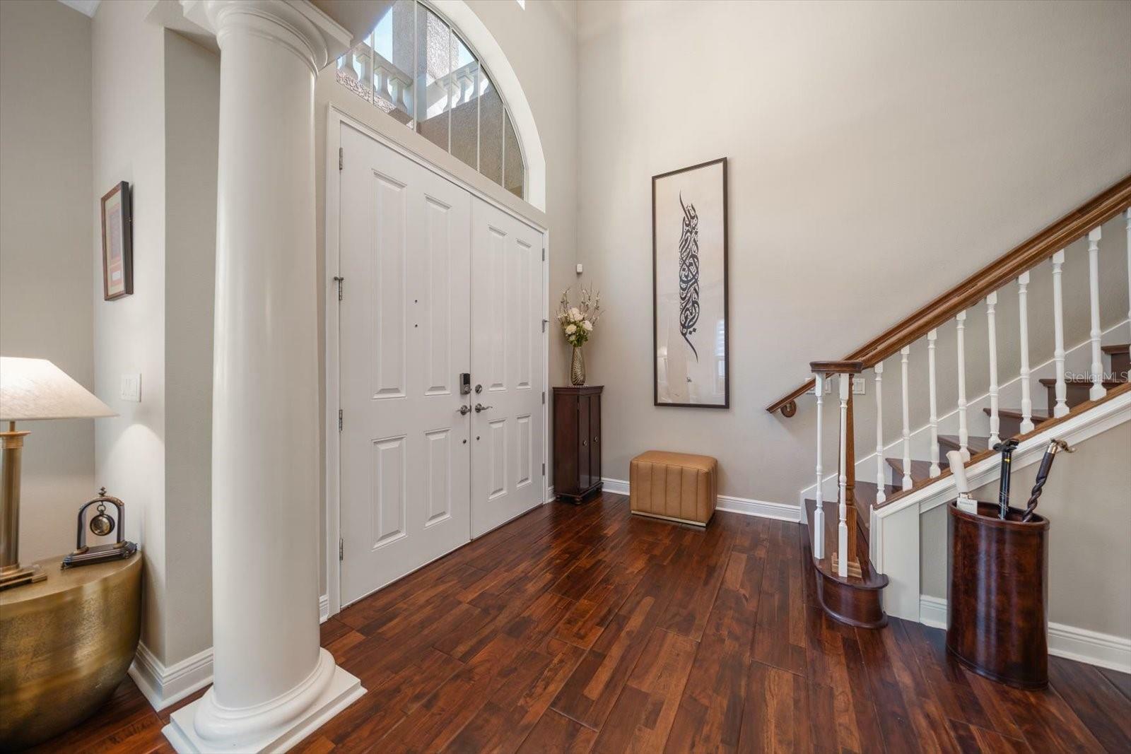 Property Photo: 4014 W Swann Avenue FL 33609