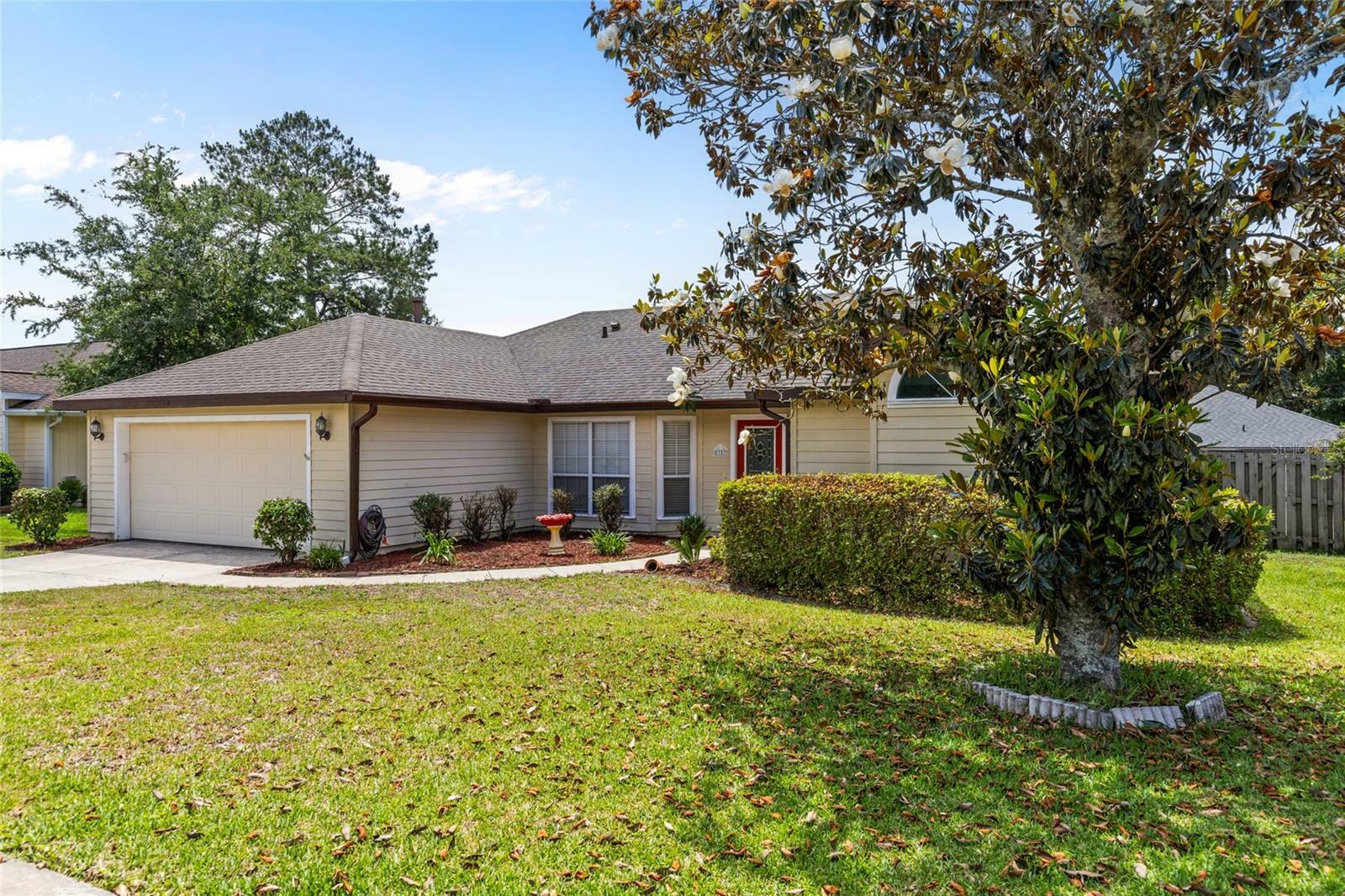 Property Photo: 8707 NW 10th Place FL 32606