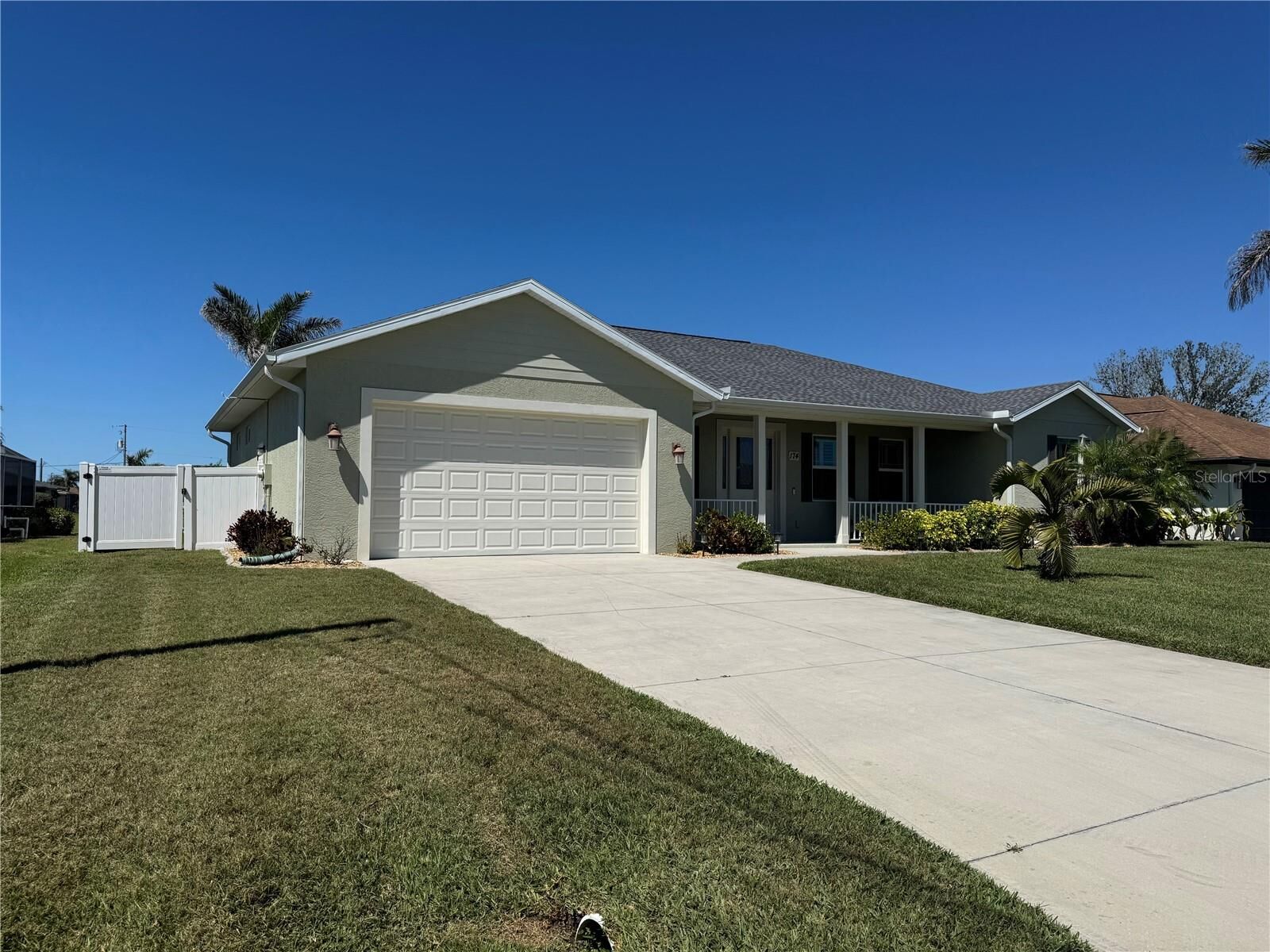 Property Photo:  174 Broadmoor Lane  FL 33947 