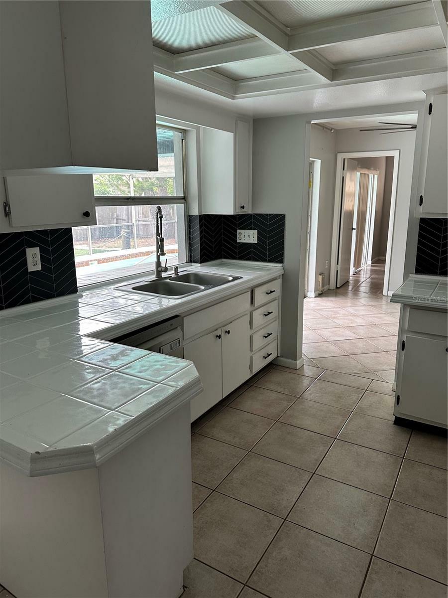 Property Photo: 2334 Colonial Court FL 34698