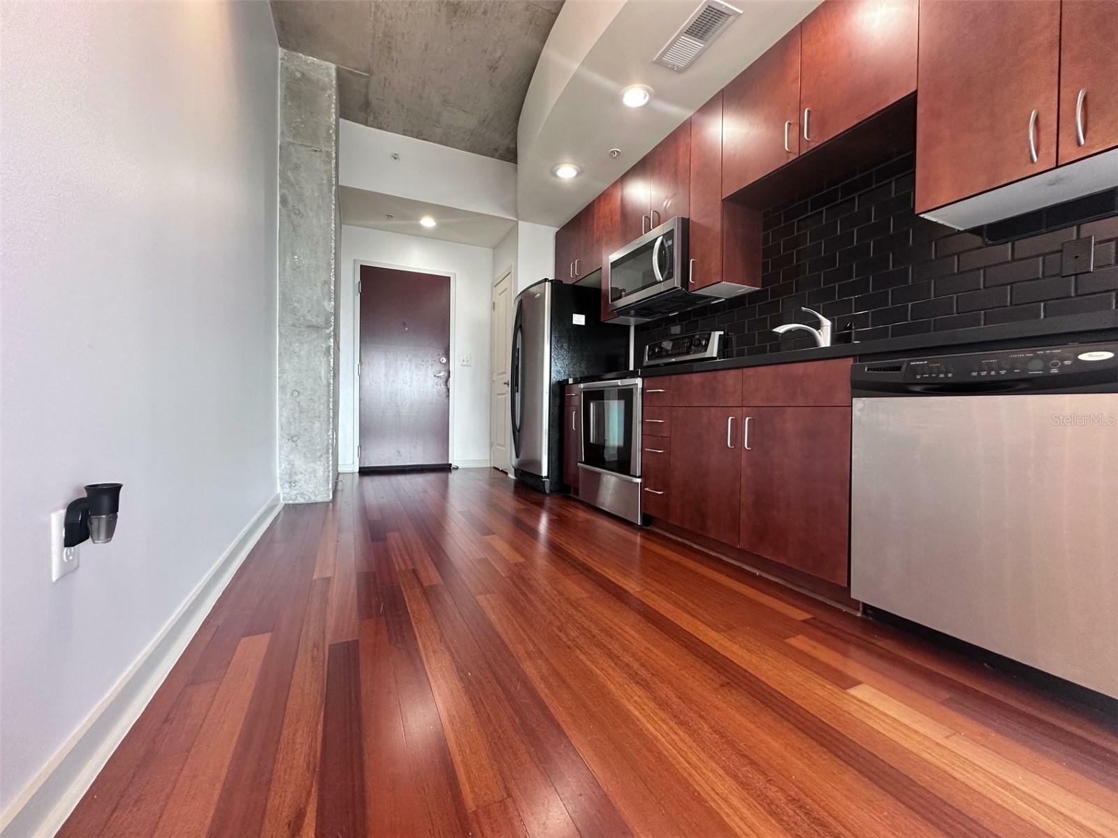 Property Photo: 155 S Court Avenue 2403 FL 32801