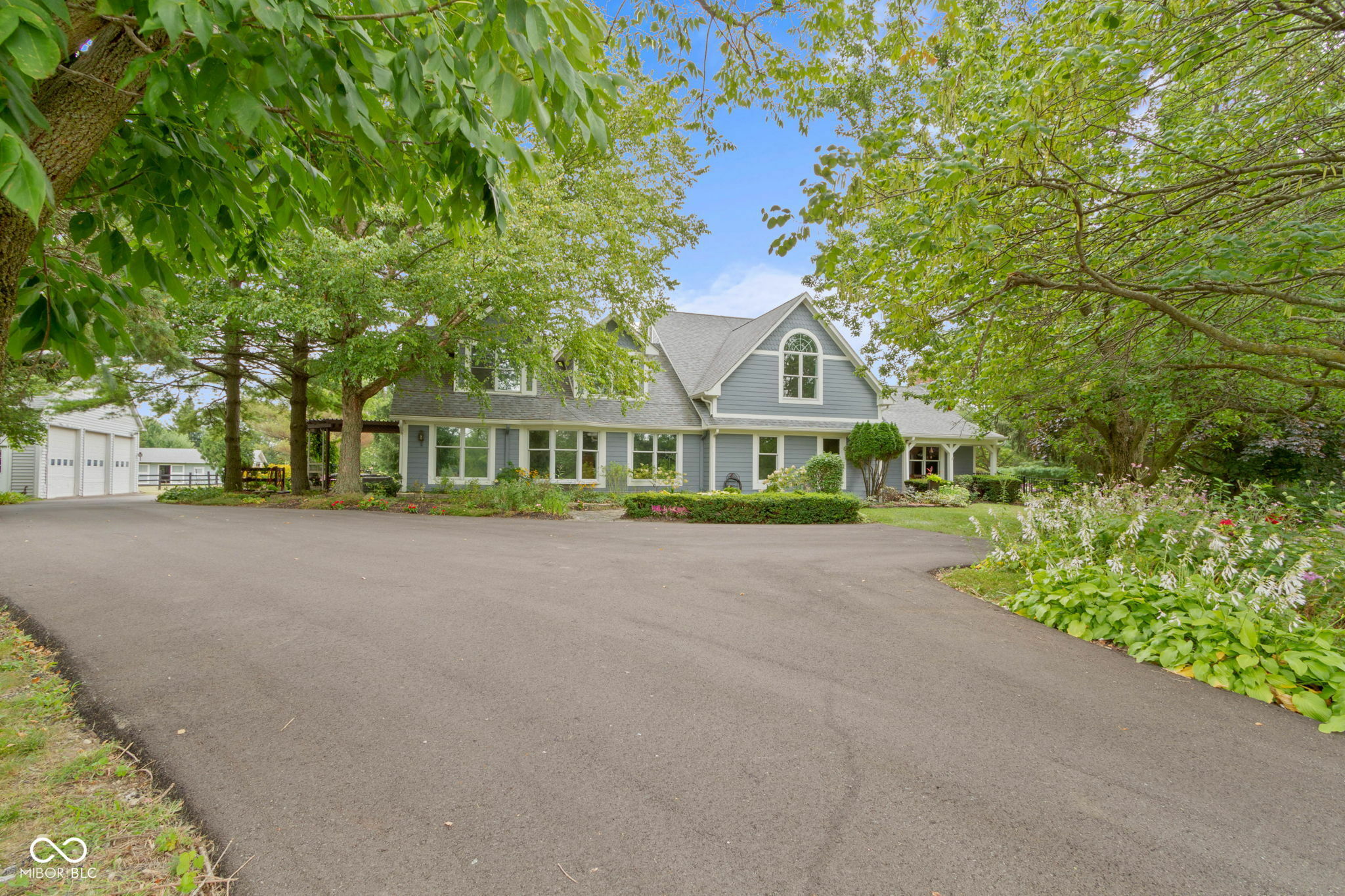Property Photo: 14655 Little Eagle Creek Avenue IN 46077