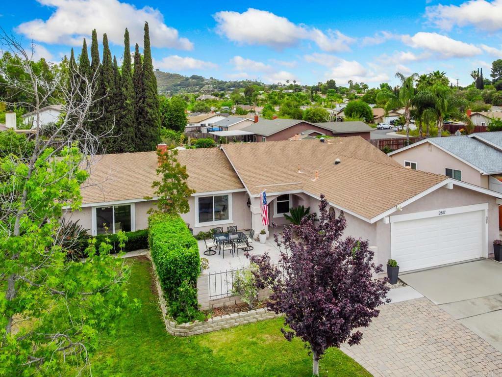 Property Photo: 2617 Meadowlark Lane CA 92027