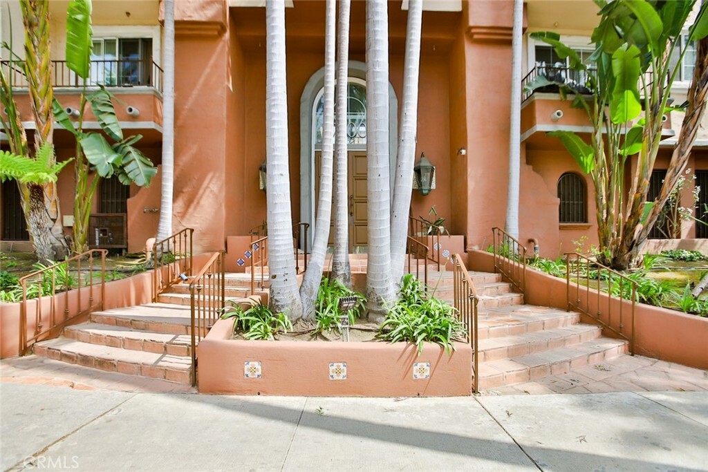 Property Photo: 7100 La Tijera Boulevard B202 CA 90045