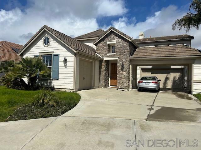 Property Photo:  3290 Avenida De Sueno  CA 92009 