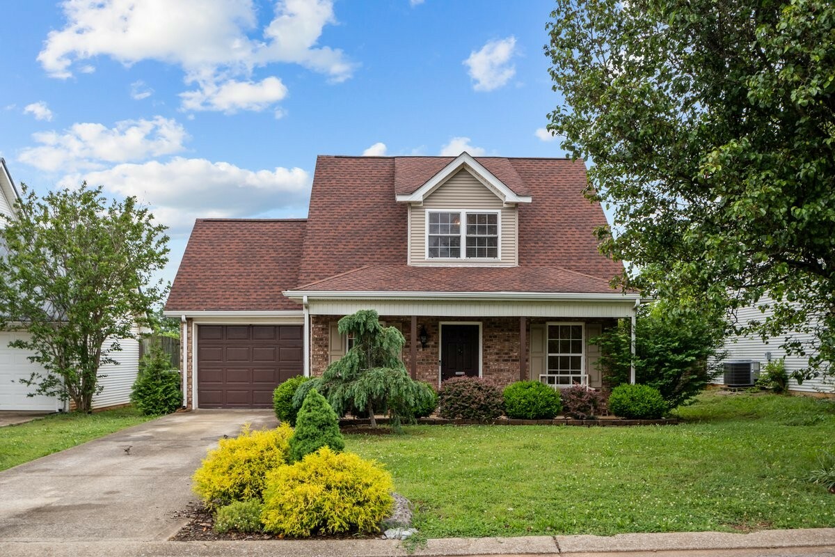 Property Photo: 5016 Boyd Dr TN 37129