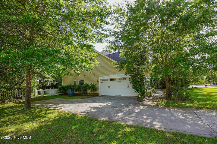 Property Photo:  196 Marina Wynd Way  NC 28460 