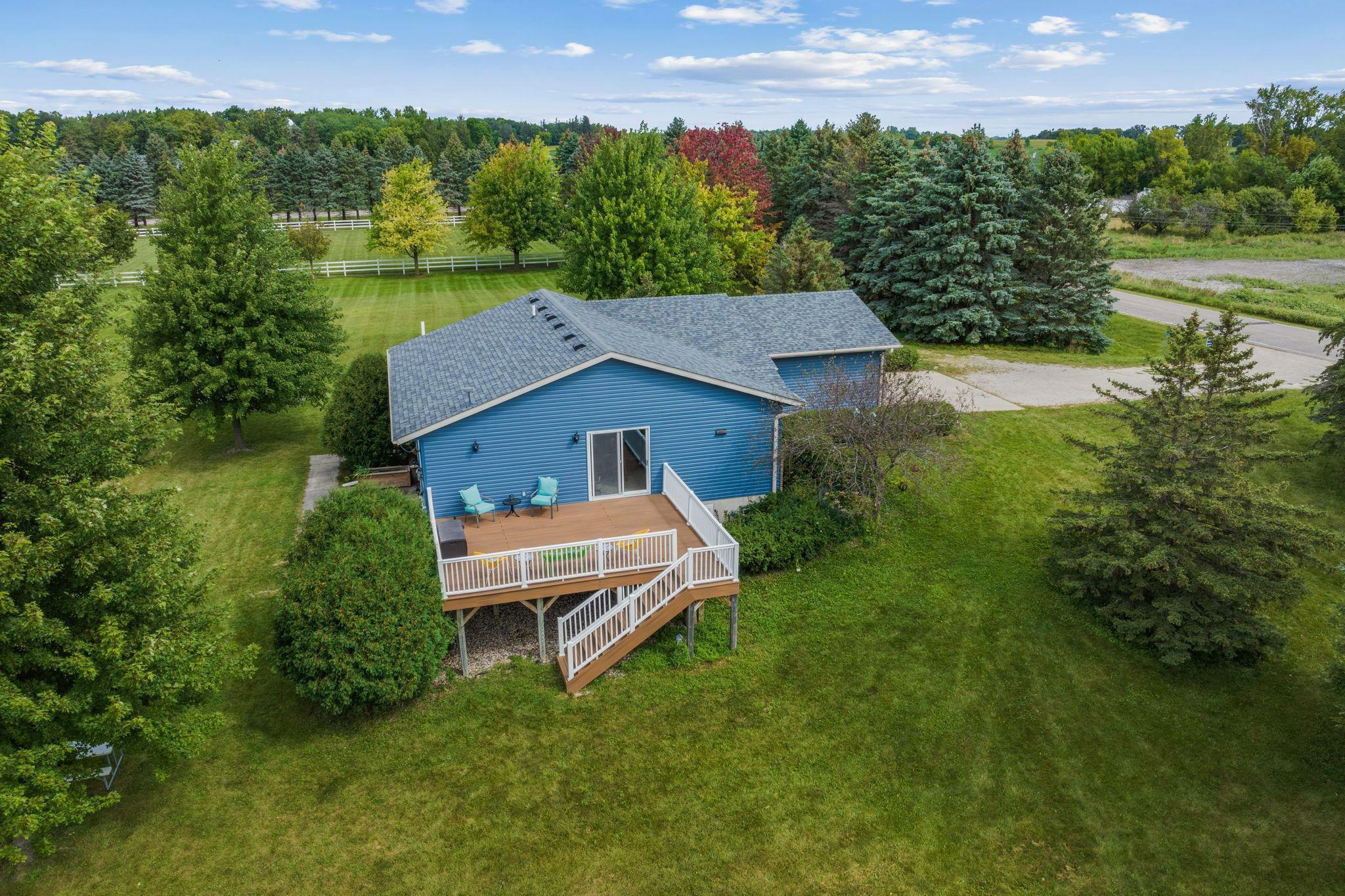 Property Photo: 35961 150th Street MN 56093
