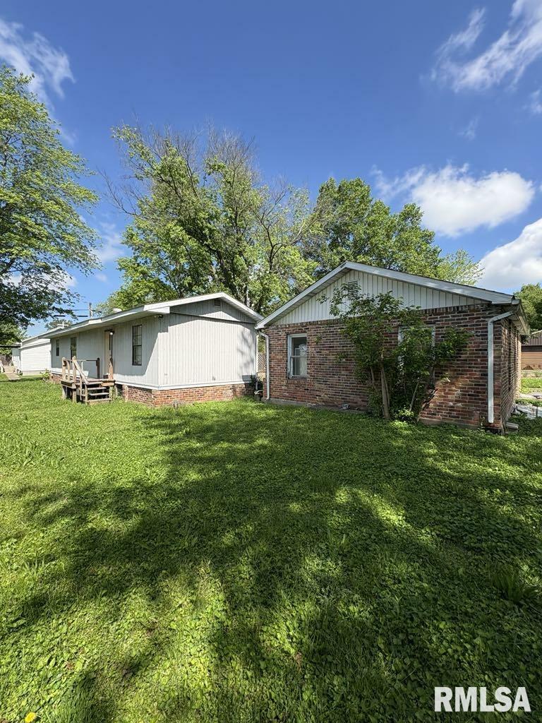 Property Photo: 406 Church Street IL 62822