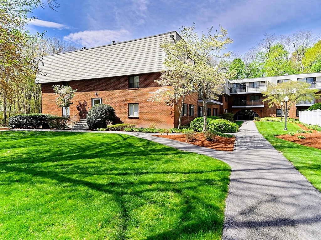 Property Photo: 573 Broad St 234 MA 02189