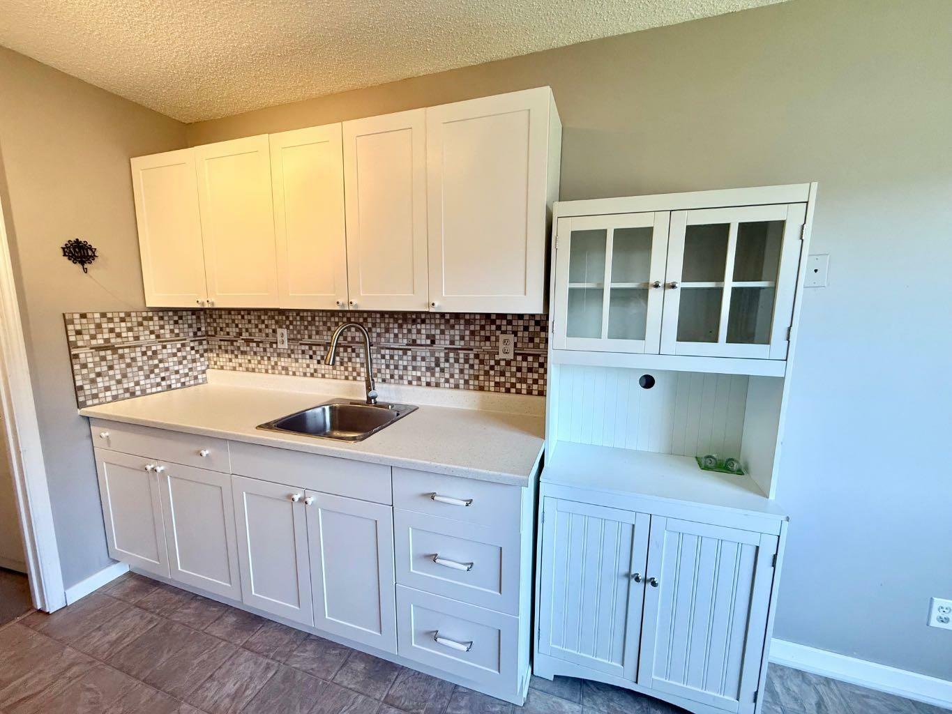 Property Photo: 101 Mill Street 25 AB T7V 1T3
