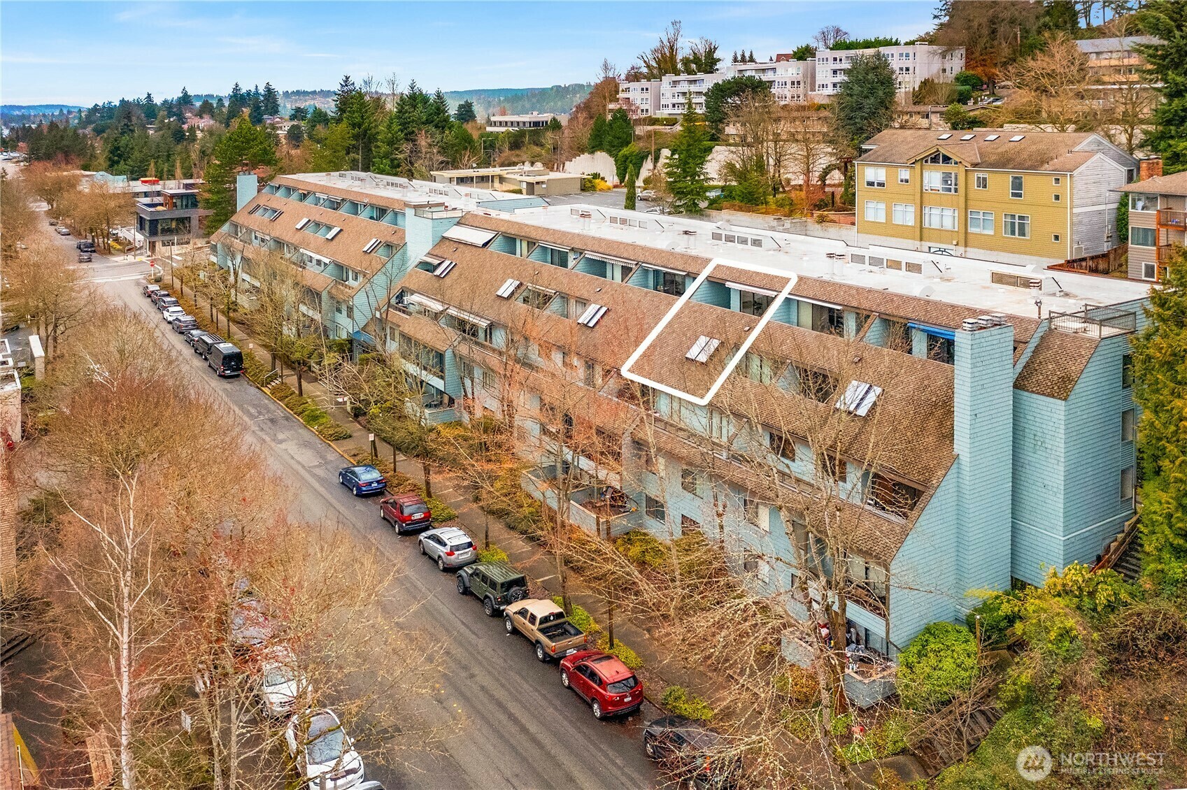 Property Photo: 3030 80th Avenue SE 503 WA 98040