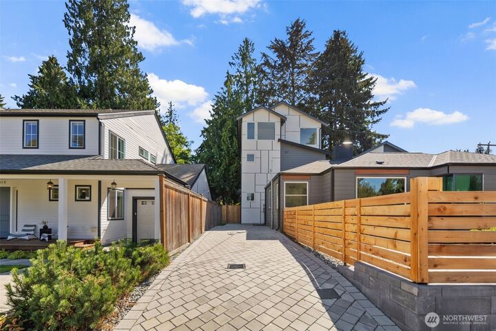 Property Photo:  3809 NE 89th Street  WA 98115 