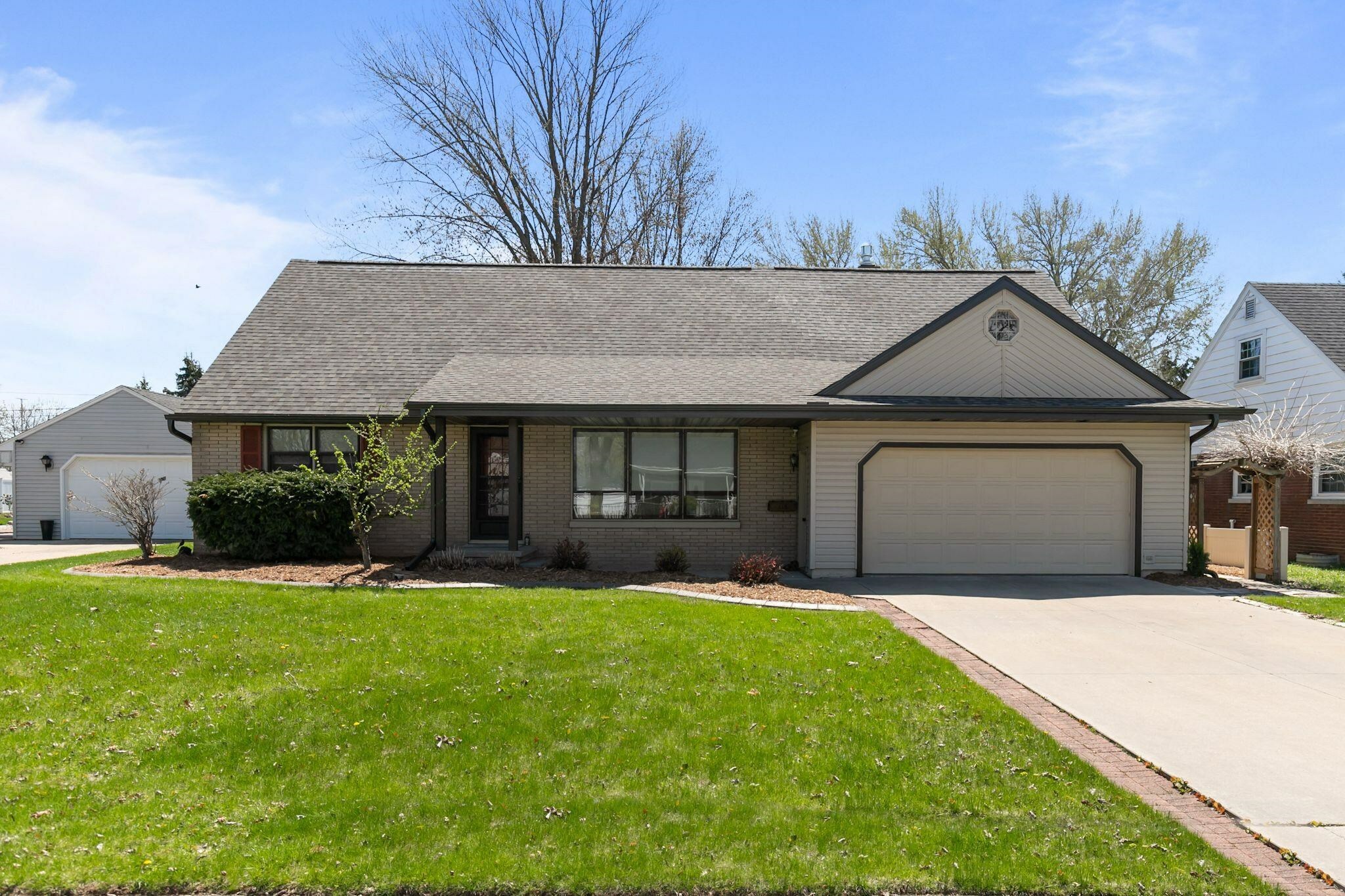 Property Photo: 115 Jean Street WI 54113
