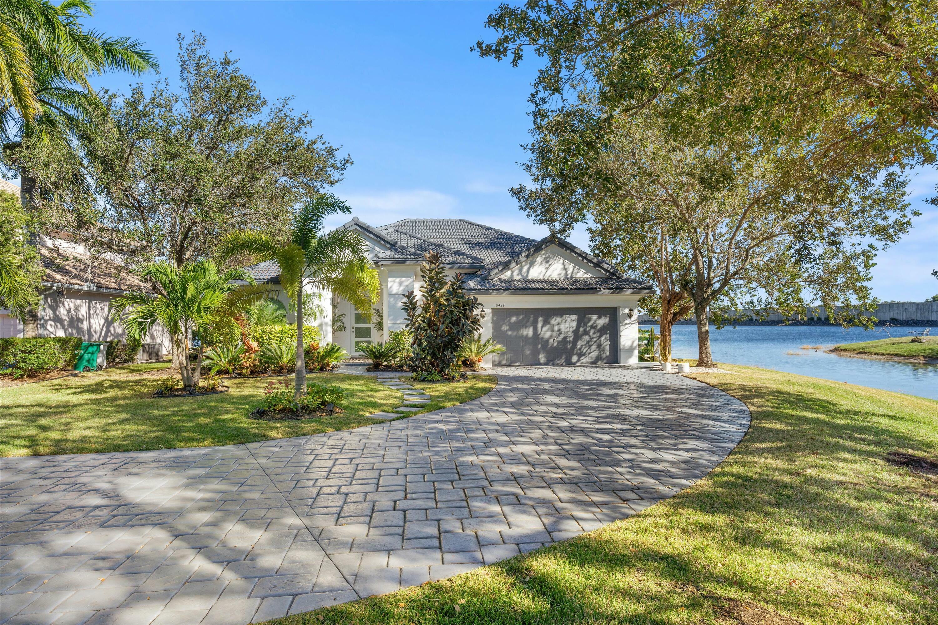 Property Photo: 10424 NW 59 Place FL 33076