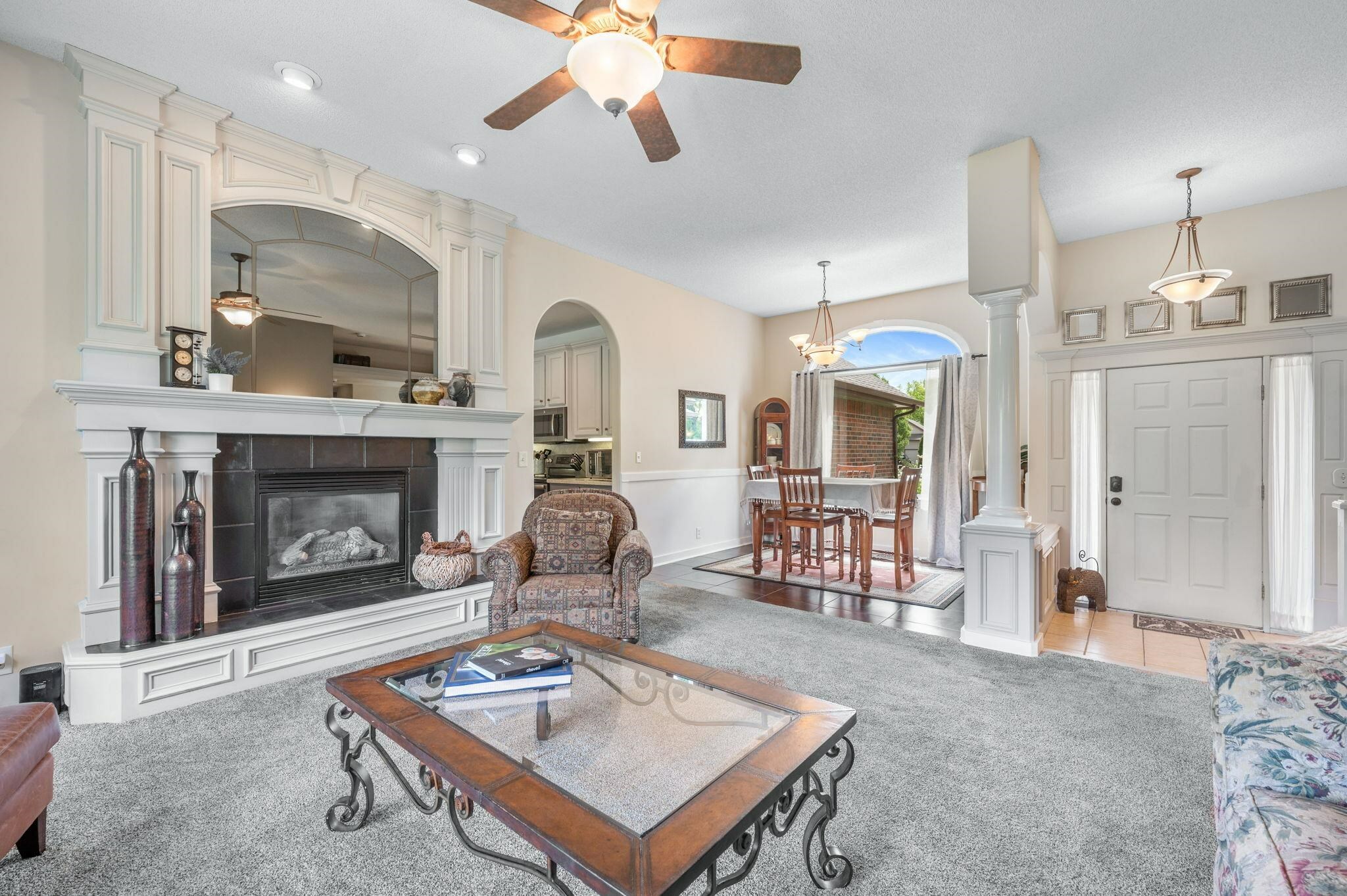 Property Photo: 15632 W Hendryx Ct KS 67052