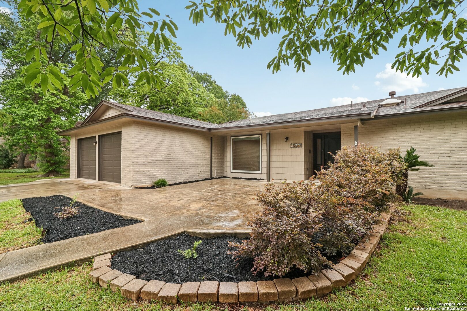Property Photo: 15802 Horse Creek St. TX 78232