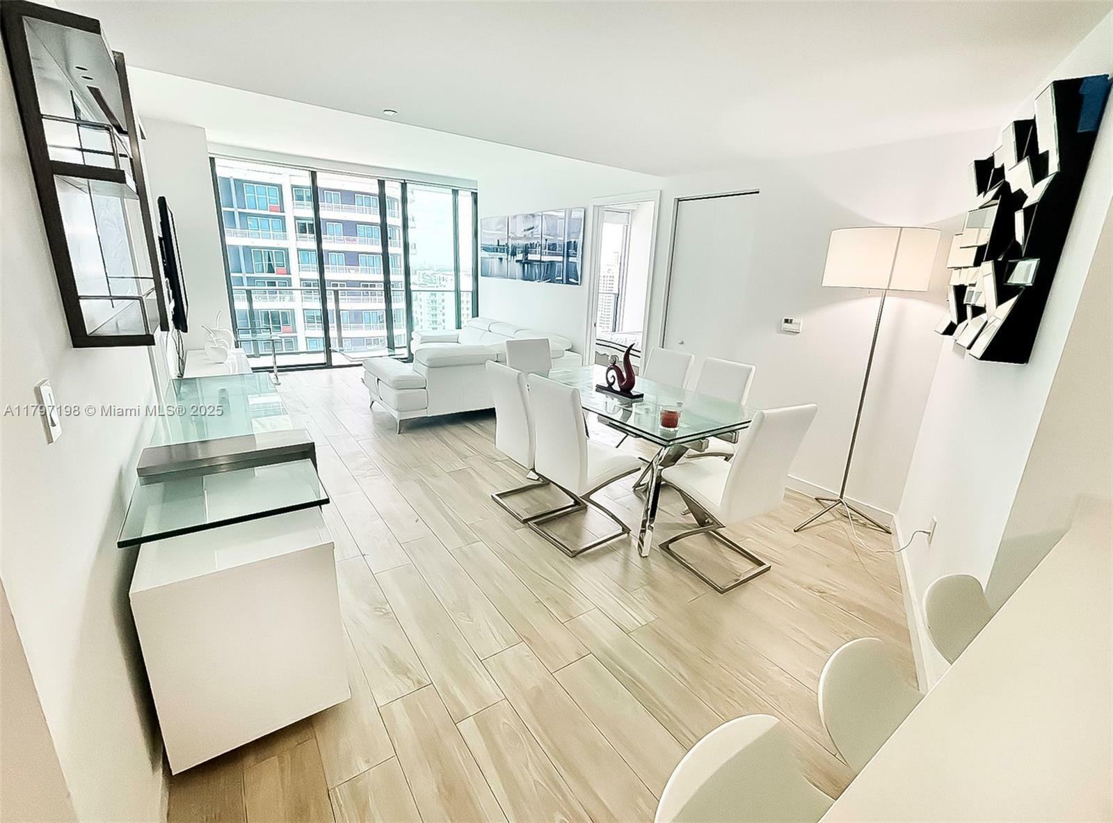 Property Photo: 1300 S Miami Ave 2209 FL 33130
