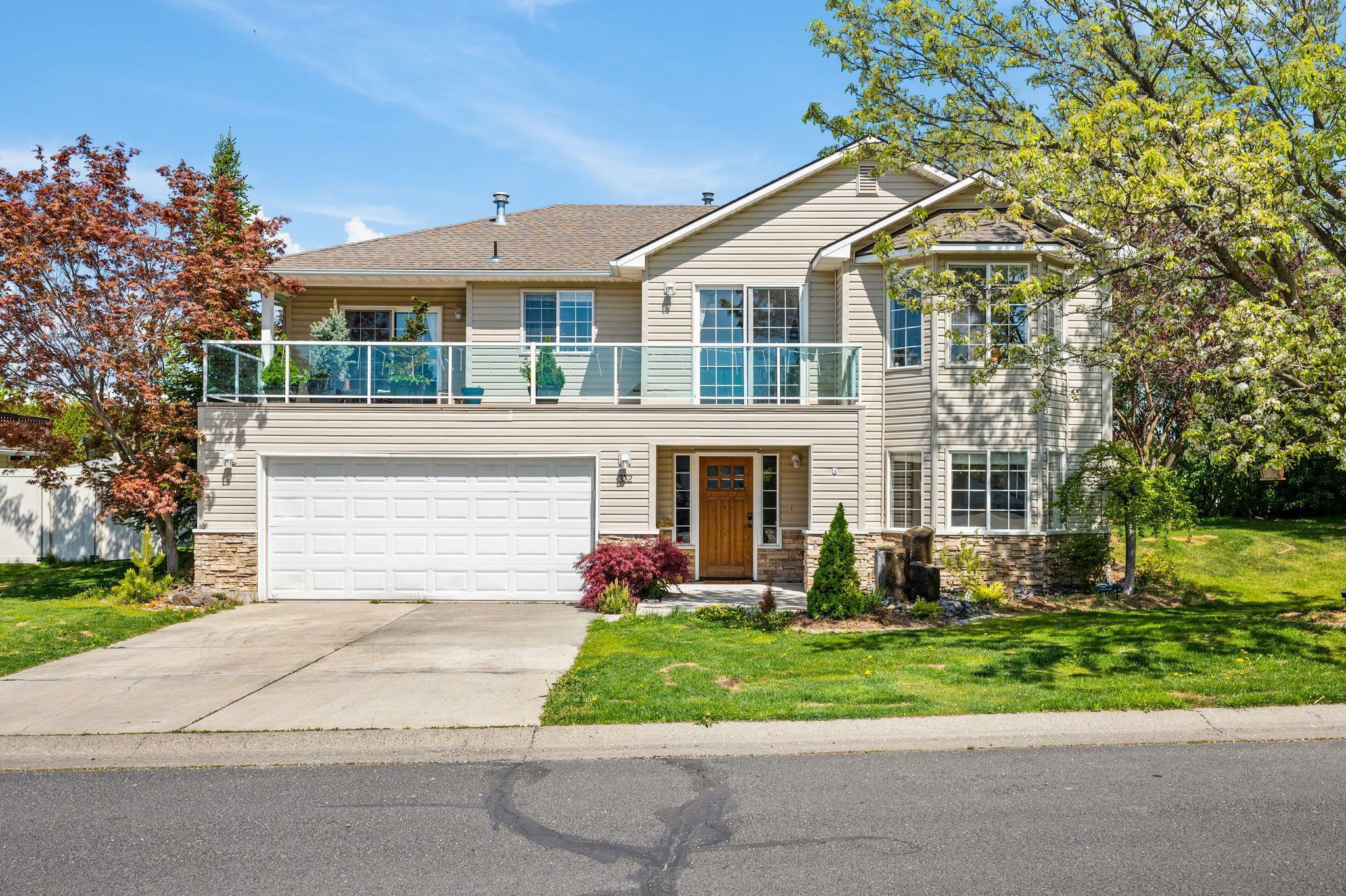 Property Photo: 332 S Shelley Lake Ln WA 99037