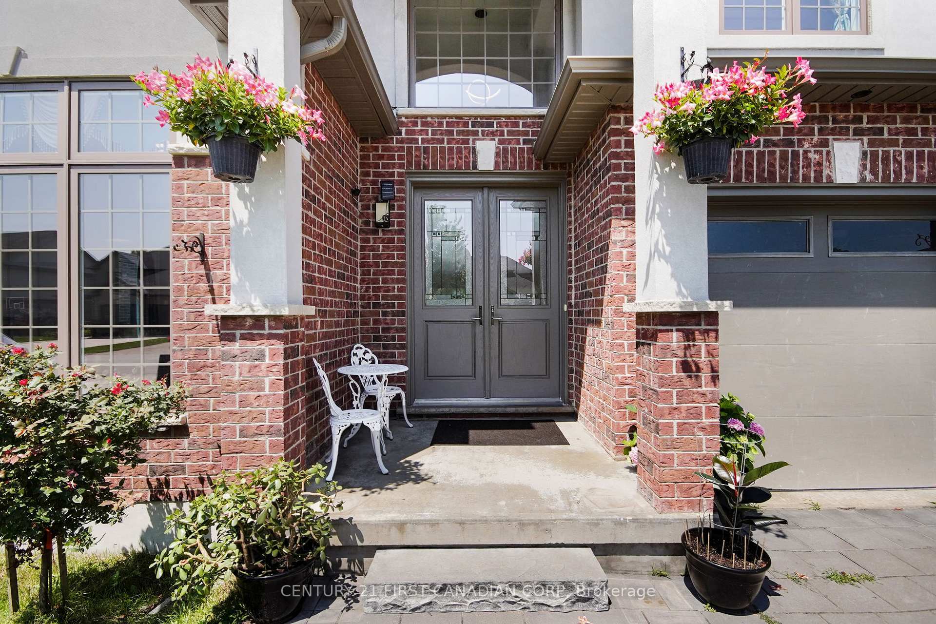 Photo de la propriété: 207 Union Avenue ON N0L 1R0