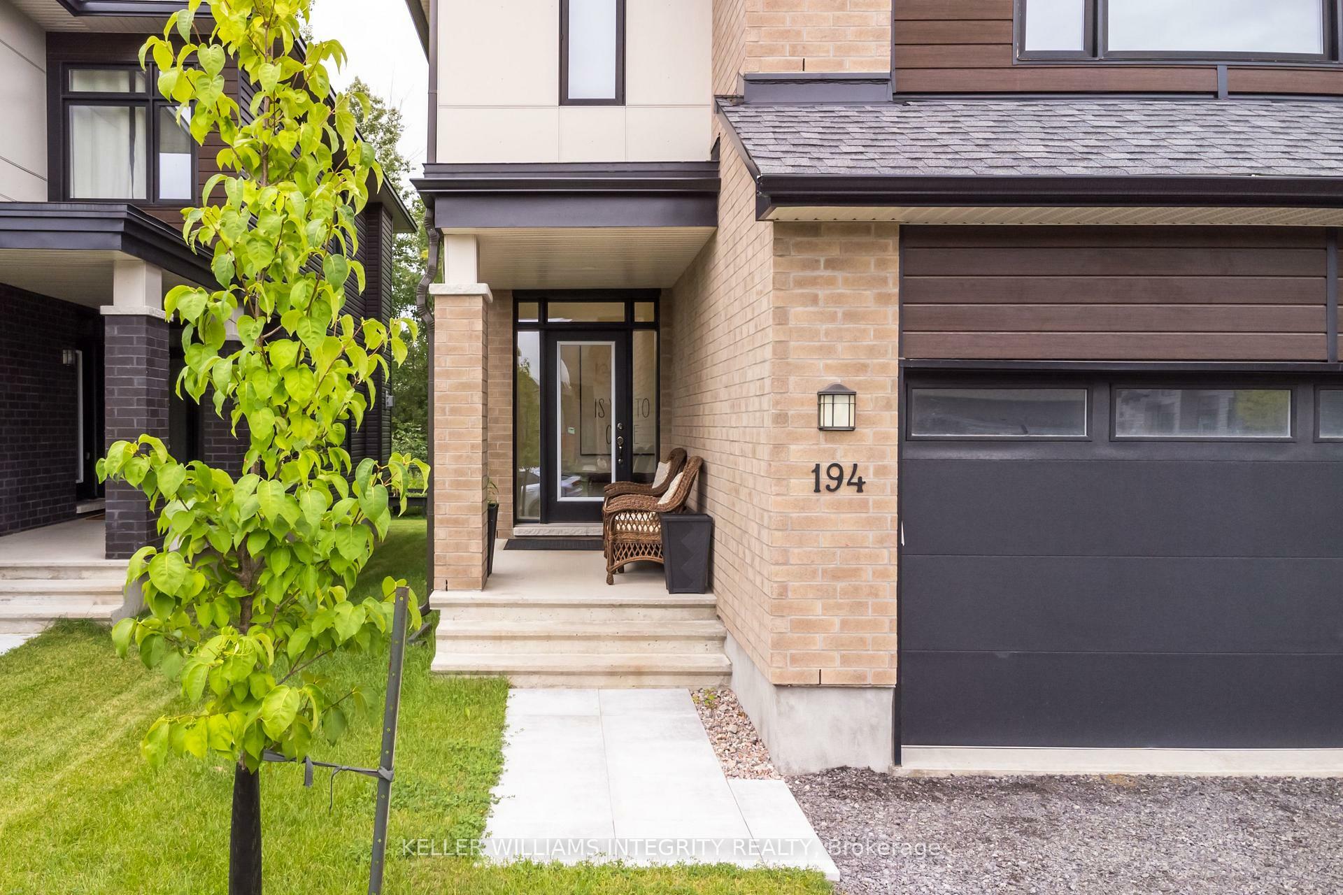 Property Photo: 194 Bristol Crescent ON K0G 1J0