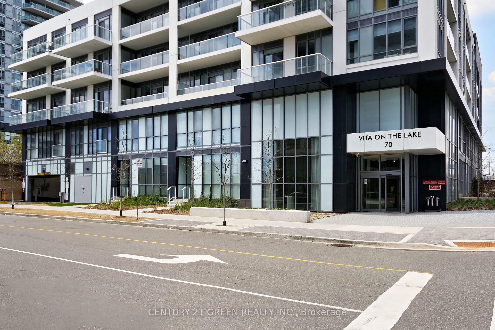 Property Photo: 70 Annie Craig Drive 708 ON M8V 0G2