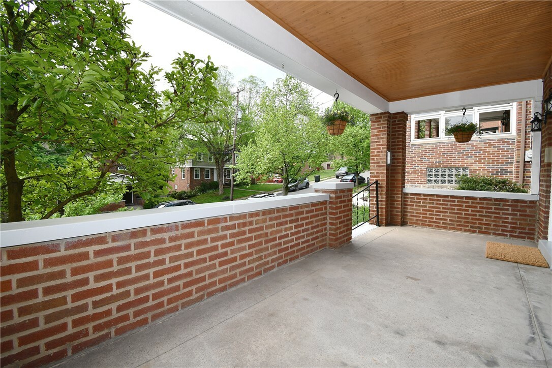 Property Photo: 234 Arden Rd PA 15216