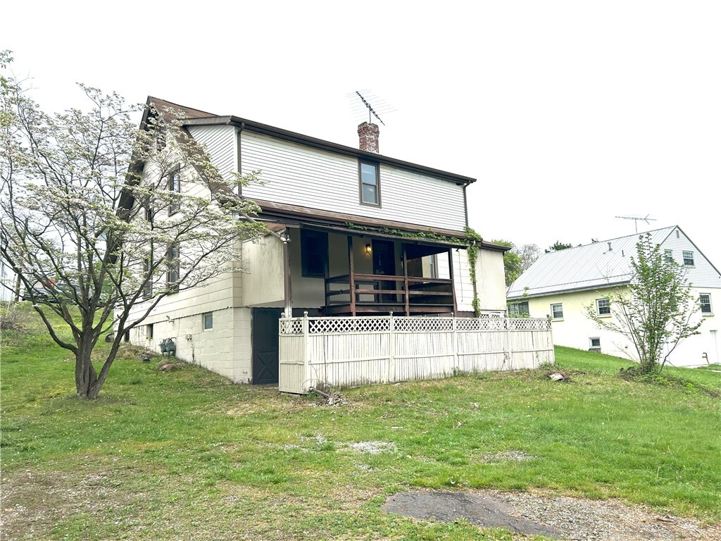 Property Photo: 3016 Leechburg Rd PA 15068