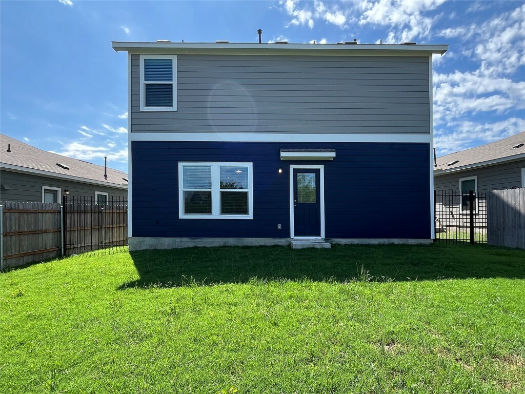 Property Photo:  7514 Poppy Petal Loop  TX 78617 