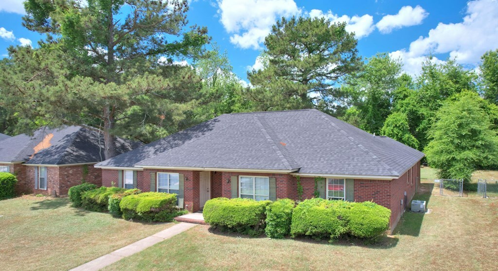 Property Photo: 194 Endoline Drive GA 31763