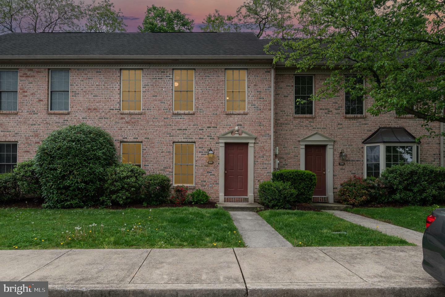 332 Stonehedge Lane  Mechanicsburg PA 17055 photo
