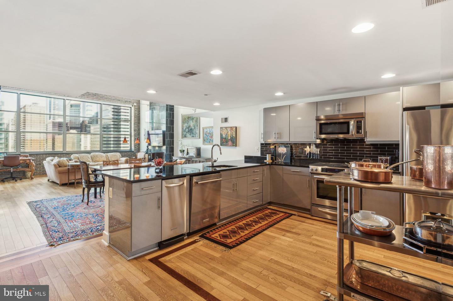 Property Photo: 2200 Arch Street 1208 PA 19103