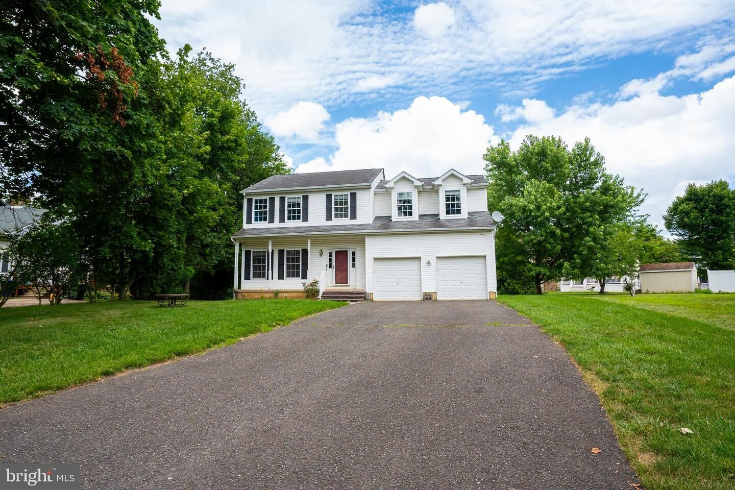 Property Photo:  6 Maple Avenue  NJ 08520 