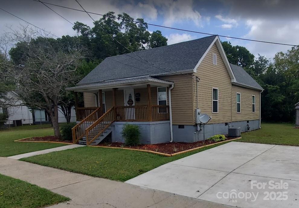 Property Photo: 615 Grier Street NC 28092