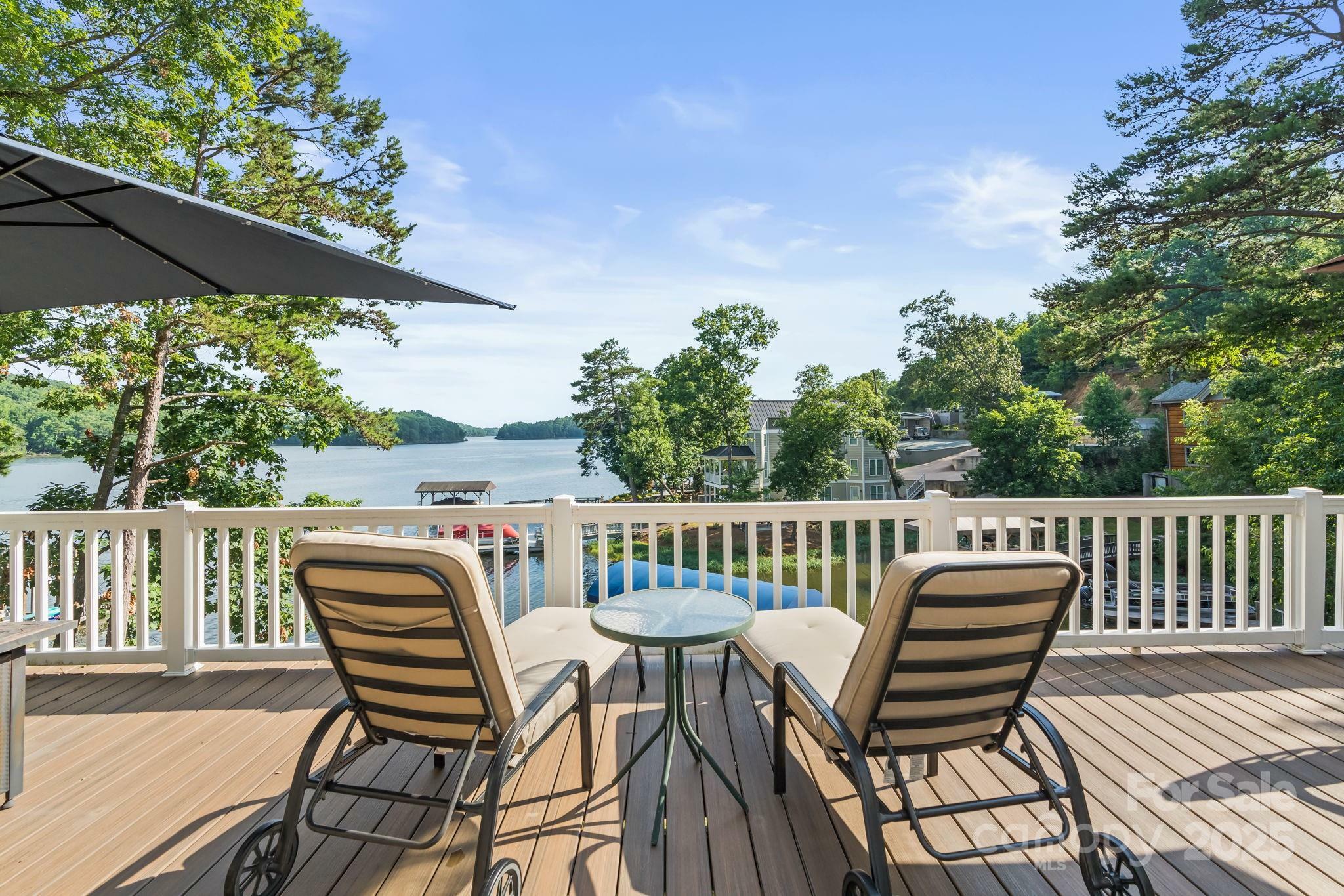 Property Photo:  592 Shoreline Road  NC 28127 