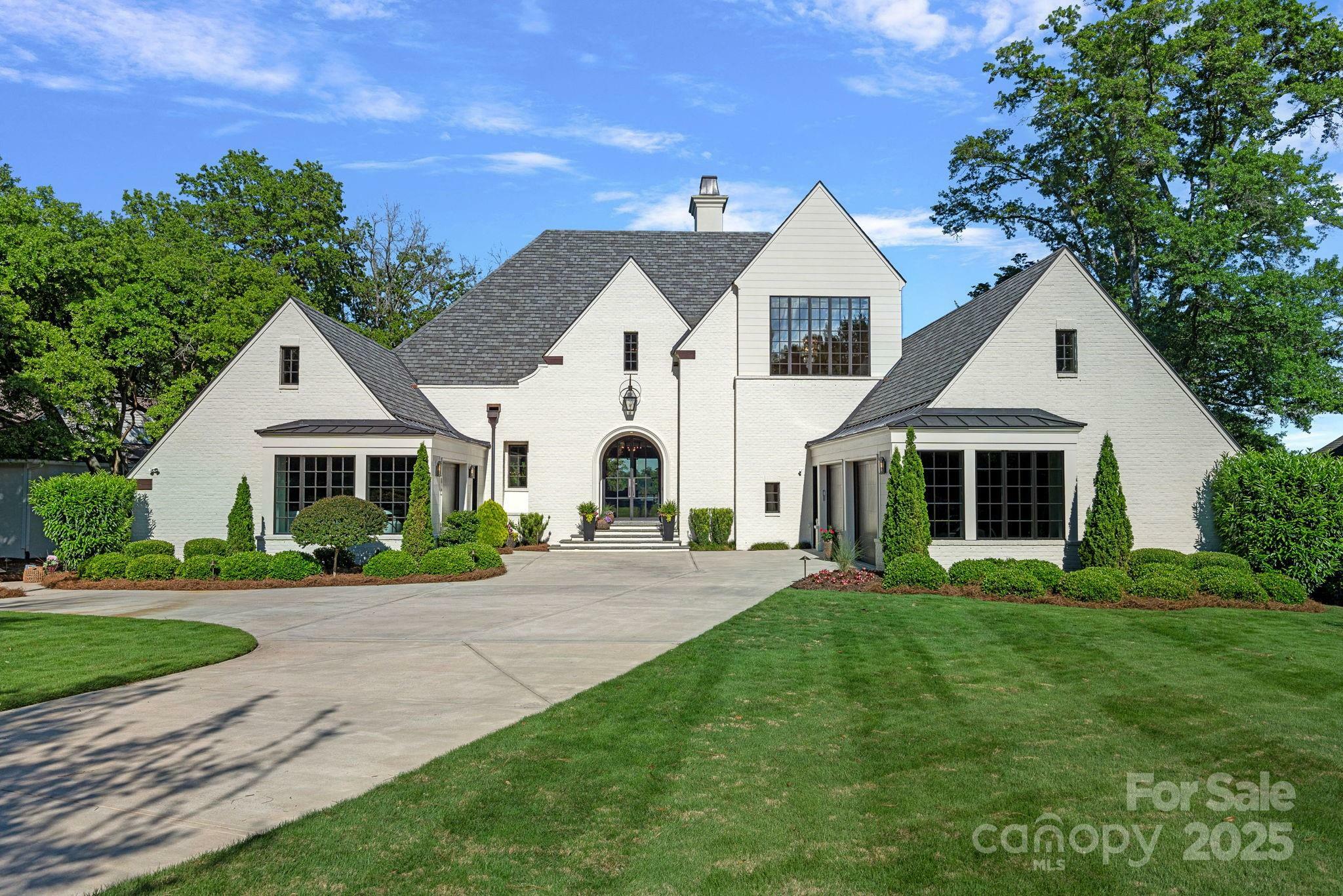 Property Photo: 7861 Live Oaks Drive NC 28037