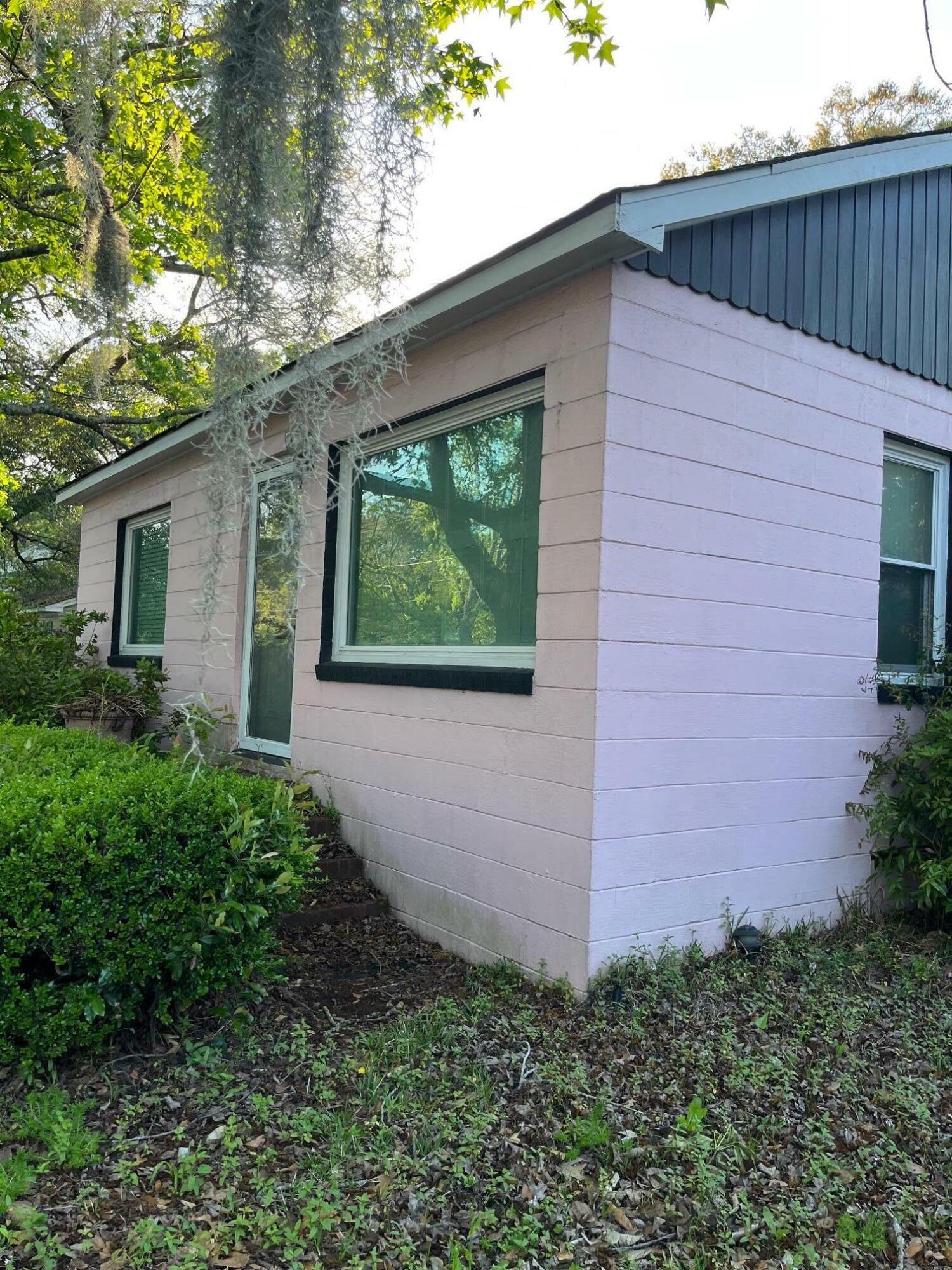2066 Maybank Highway  James Island SC 29412 photo