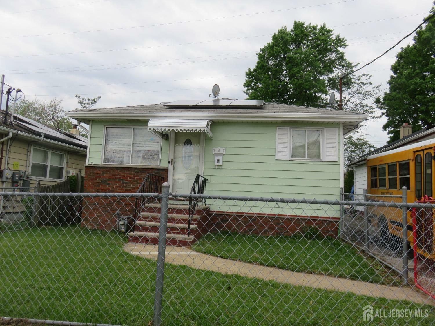 747 Catherine Street  Perth Amboy NJ 08861 photo